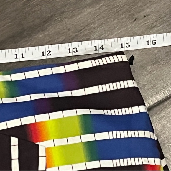 🖤💙Kate Spade Saturday Graphic Striped
Striped Skirt - Size 8🖤💙 - Picture 5 of 10